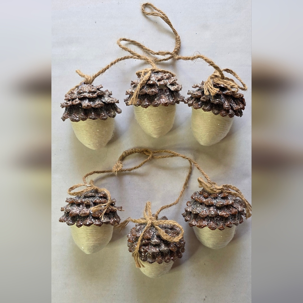 Pottery Barn Holiday - Picture 2 of 10